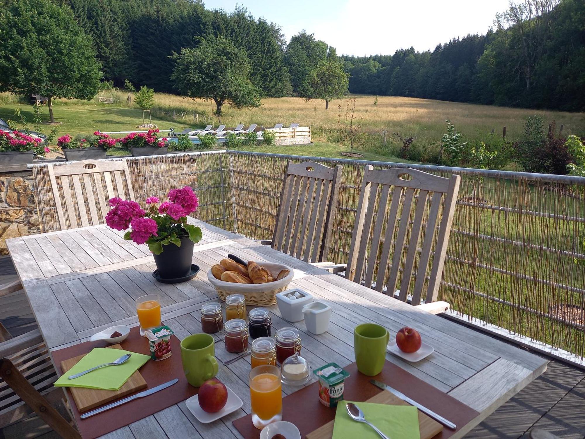 Le Clos Du Cerf - Silence & Nature Stoumont Buitenkant foto